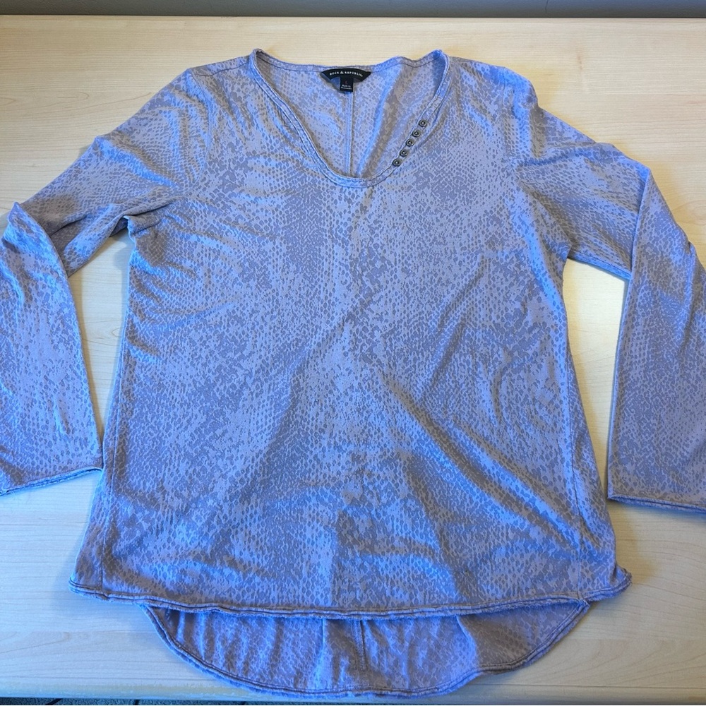 Rock & Republic Lavender Textured Top
